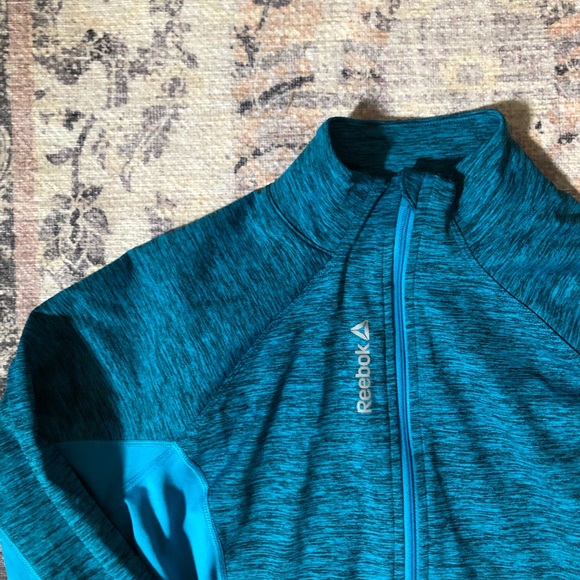 Reebok Long Sleeve Spandex Shirt with Thumb Holes - Picture 2 of 7